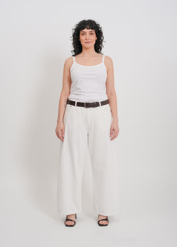 Cosmo Jean / White