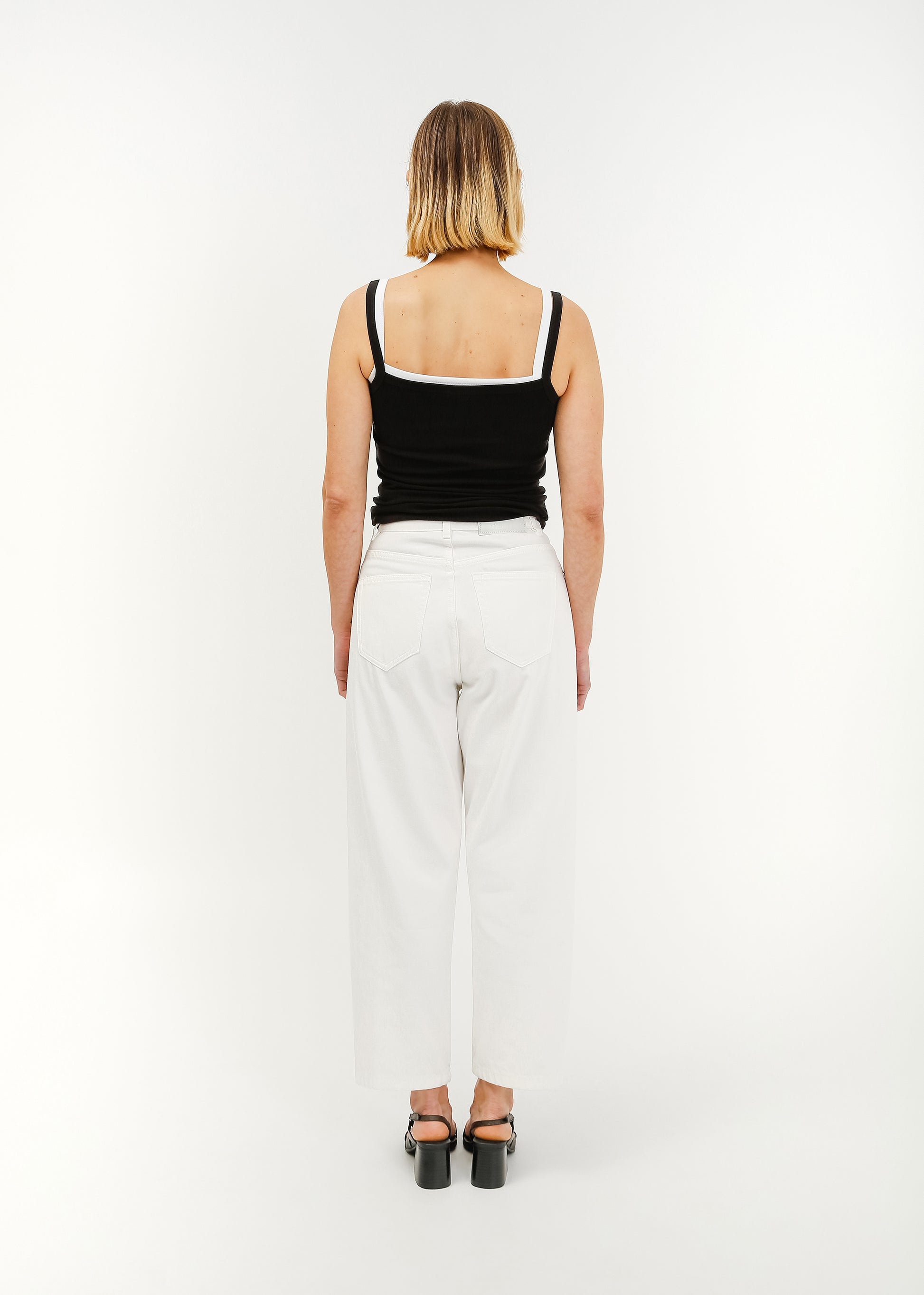 Goldie Jean / White - 
White (image 4)