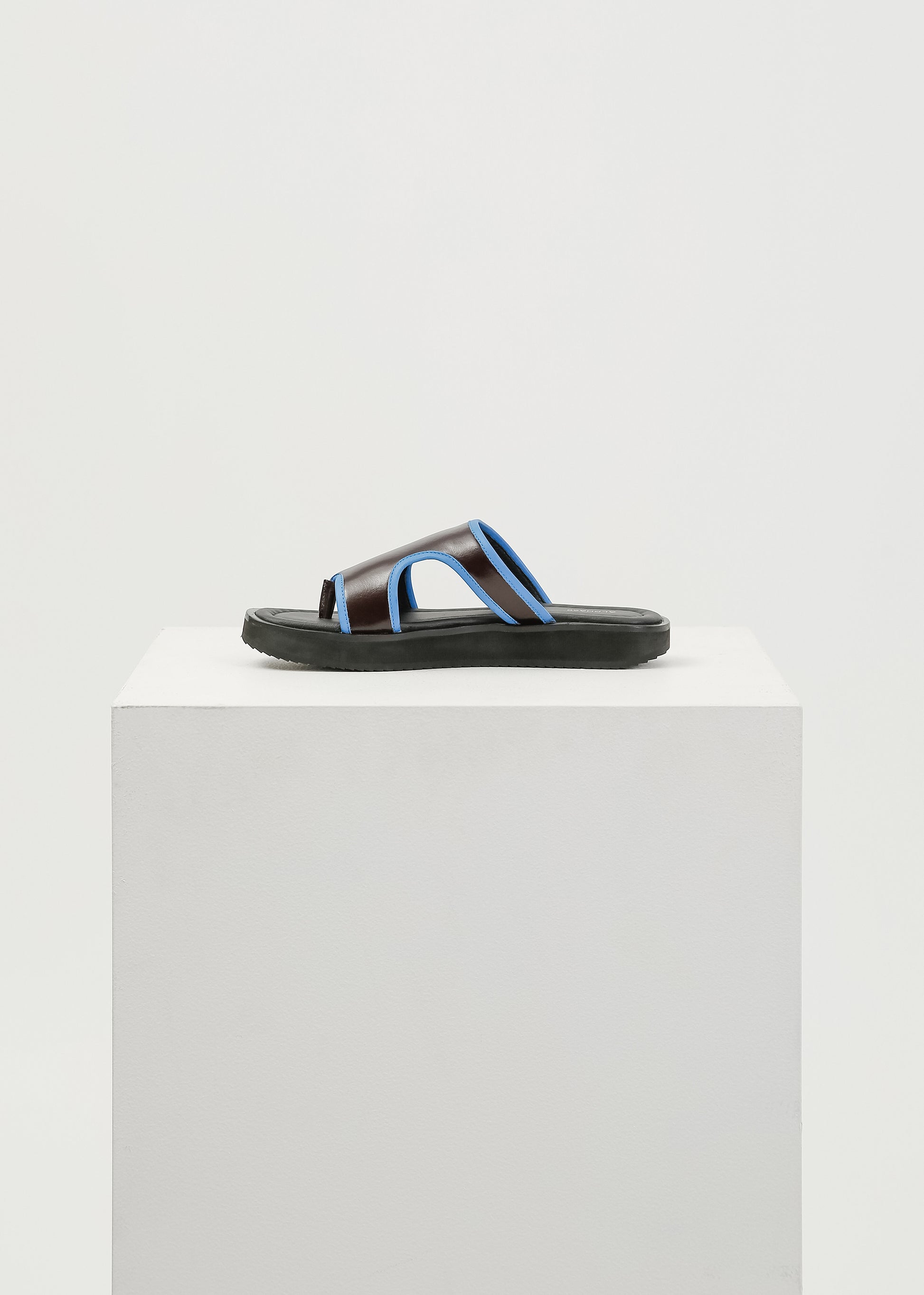 Fable Slide / Burnt Maroon-Blue - 
Burnt Maroon Blue (image 2)