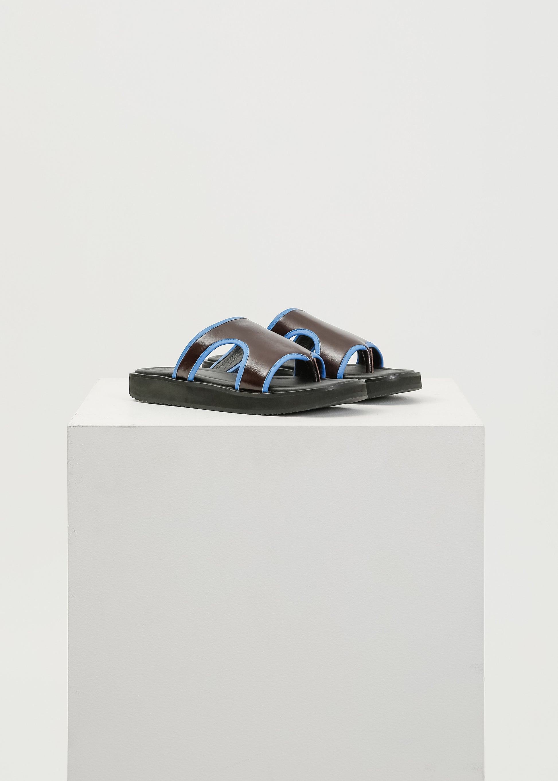 Fable Slide / Burnt Maroon-Blue - 
Burnt Maroon Blue (image 1)
