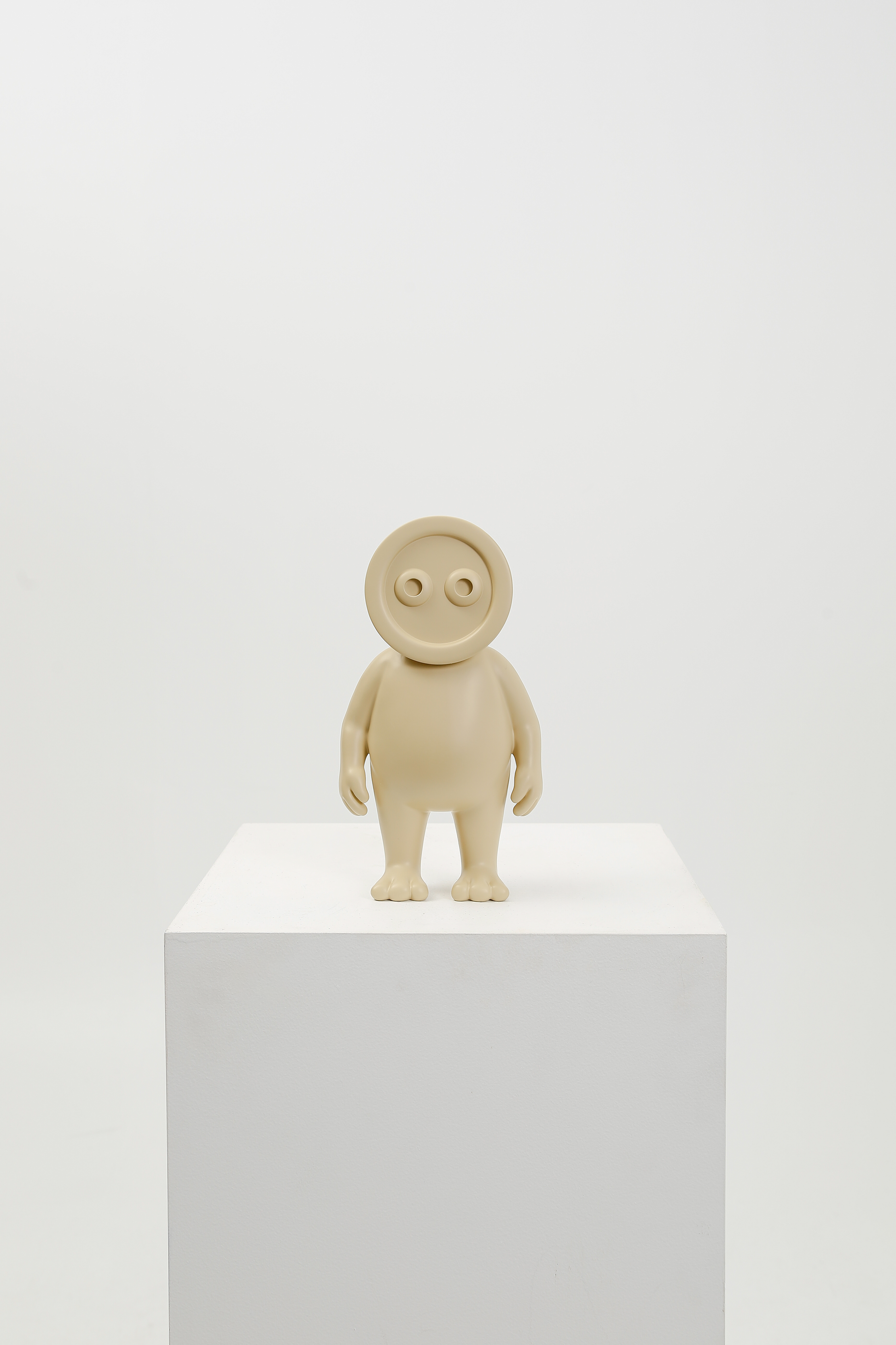Plate Face Littles / Beige - 
Beige (image 1)