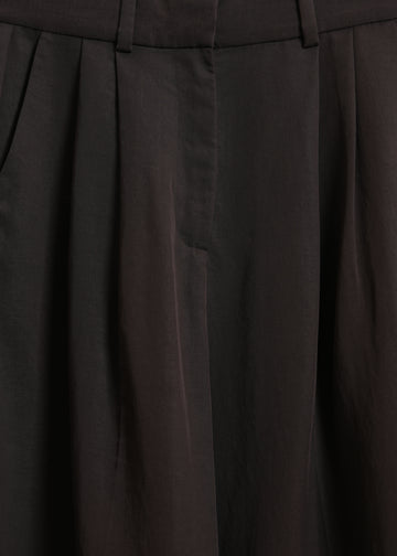 Aris Pant / Chocolate