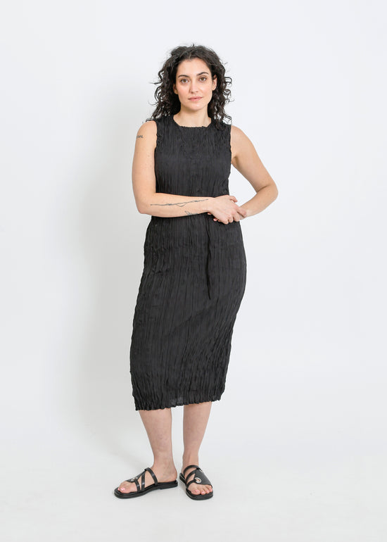 REAH PLEAT DRESS / BLACK