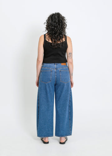 CHESTER JEAN / MEDIUM INDIGO