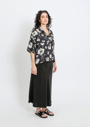 LOVE SHIRT / FRAGILE BLOOMS - BLACK-CREAM