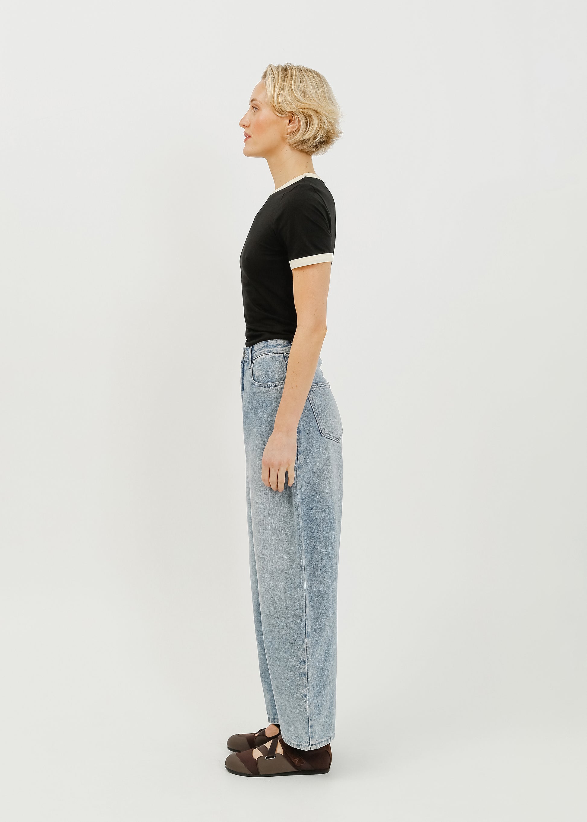 Essex Jean / Light Indigo - 
Light Indigo (image 3)