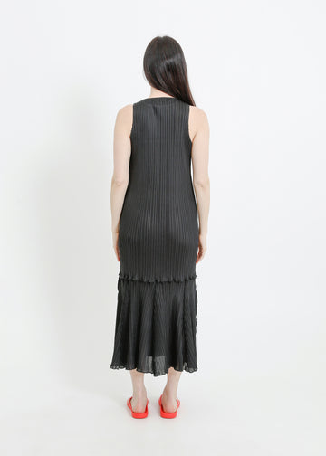ADELINE PLEAT DRESS / BLACK