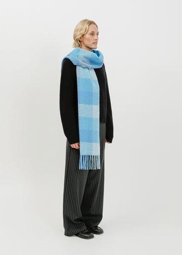 Lilah Scarf / Blue Check