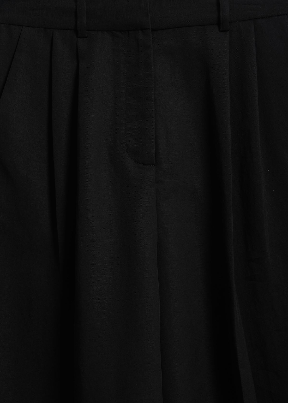 Saige Tailored Short / Black - 
Black (image 11)